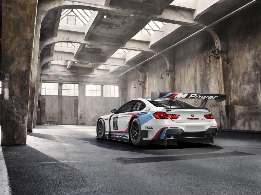  BMW M6 GT3 (F13) 2015 года  (фото 18 из 51)